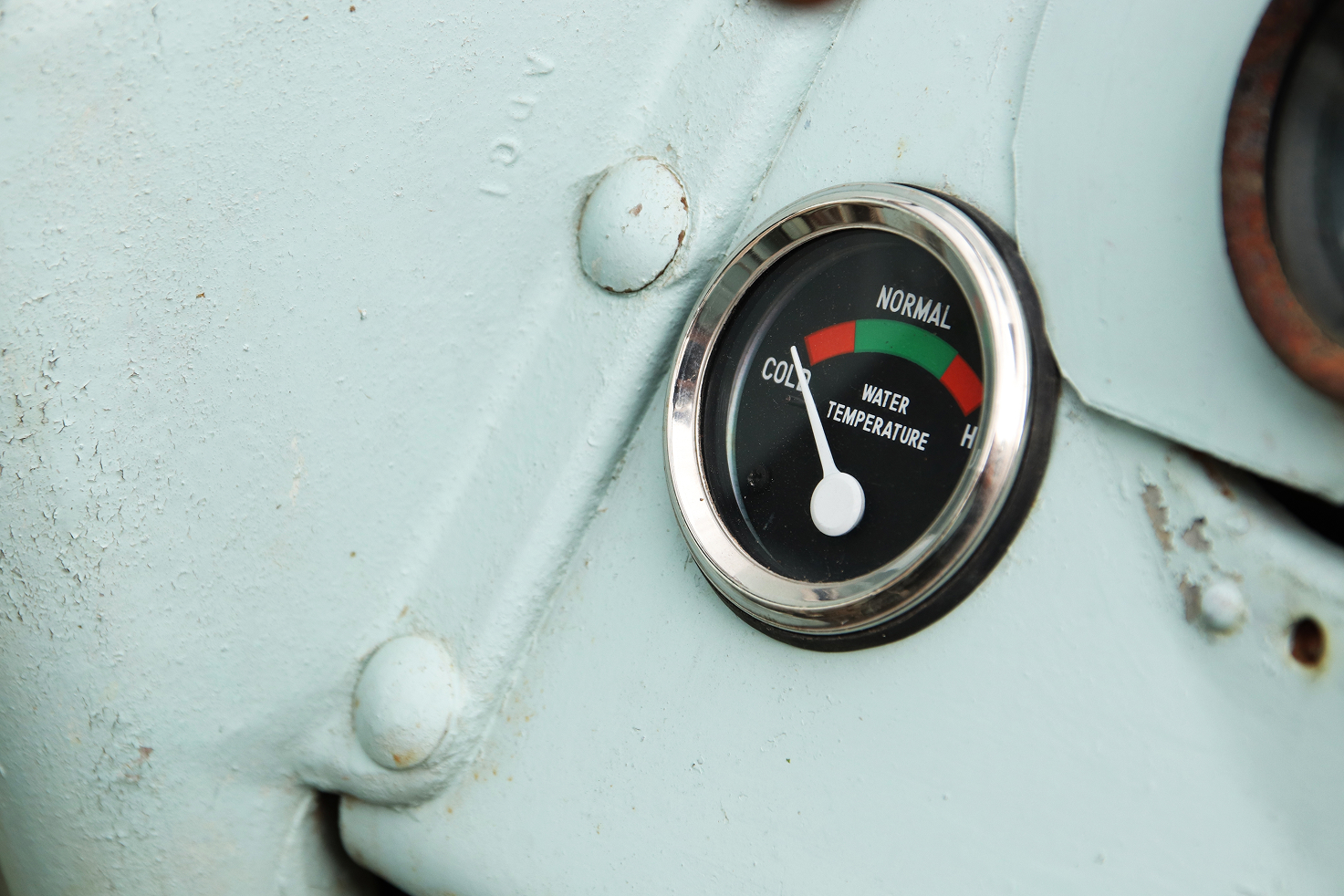 Arabada Termostat Nedir?